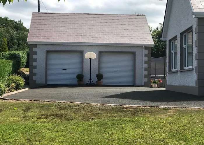 Bed & Breakfast Sleadrin View