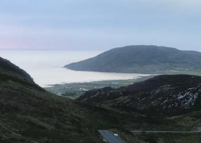 Bed & Breakfast Sleadrin View *