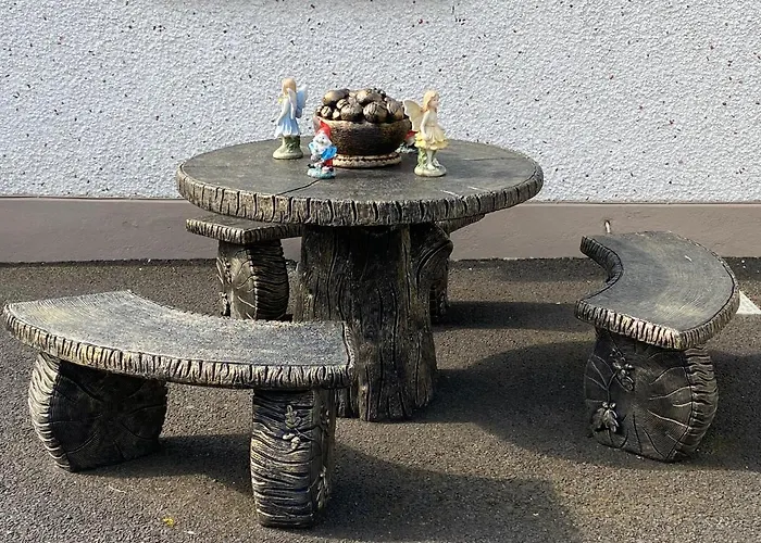 Bed & Breakfast Sleadrin View